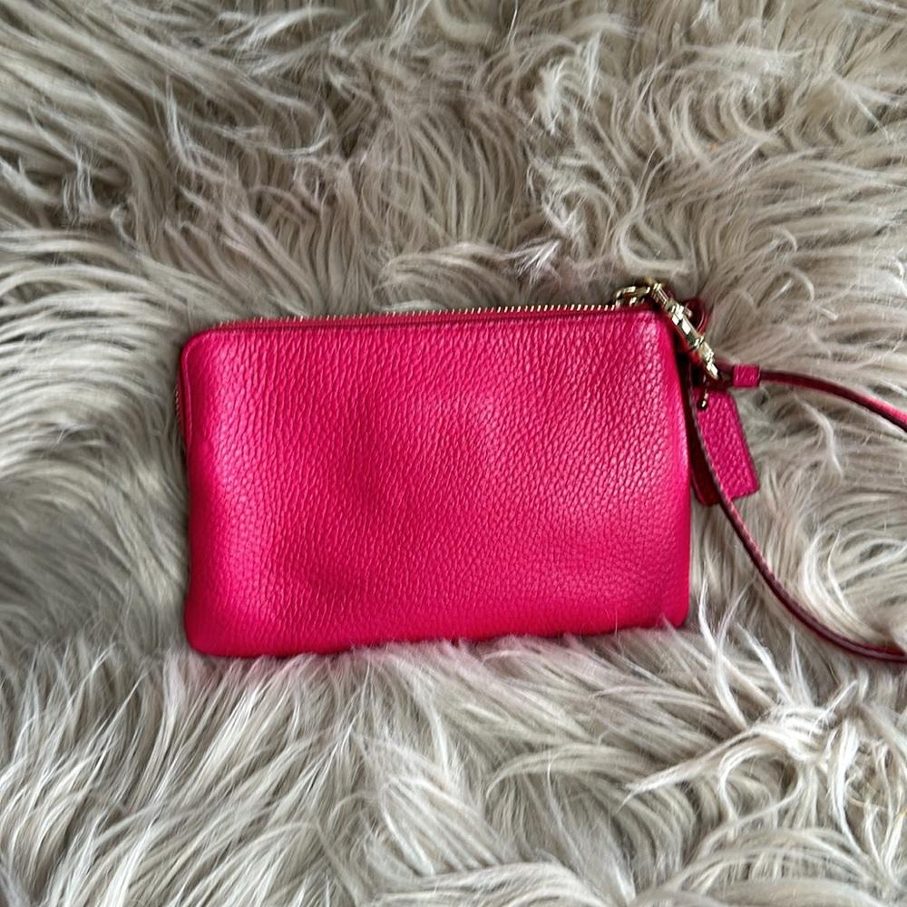 Coach wristlet - Picture 2 of 3